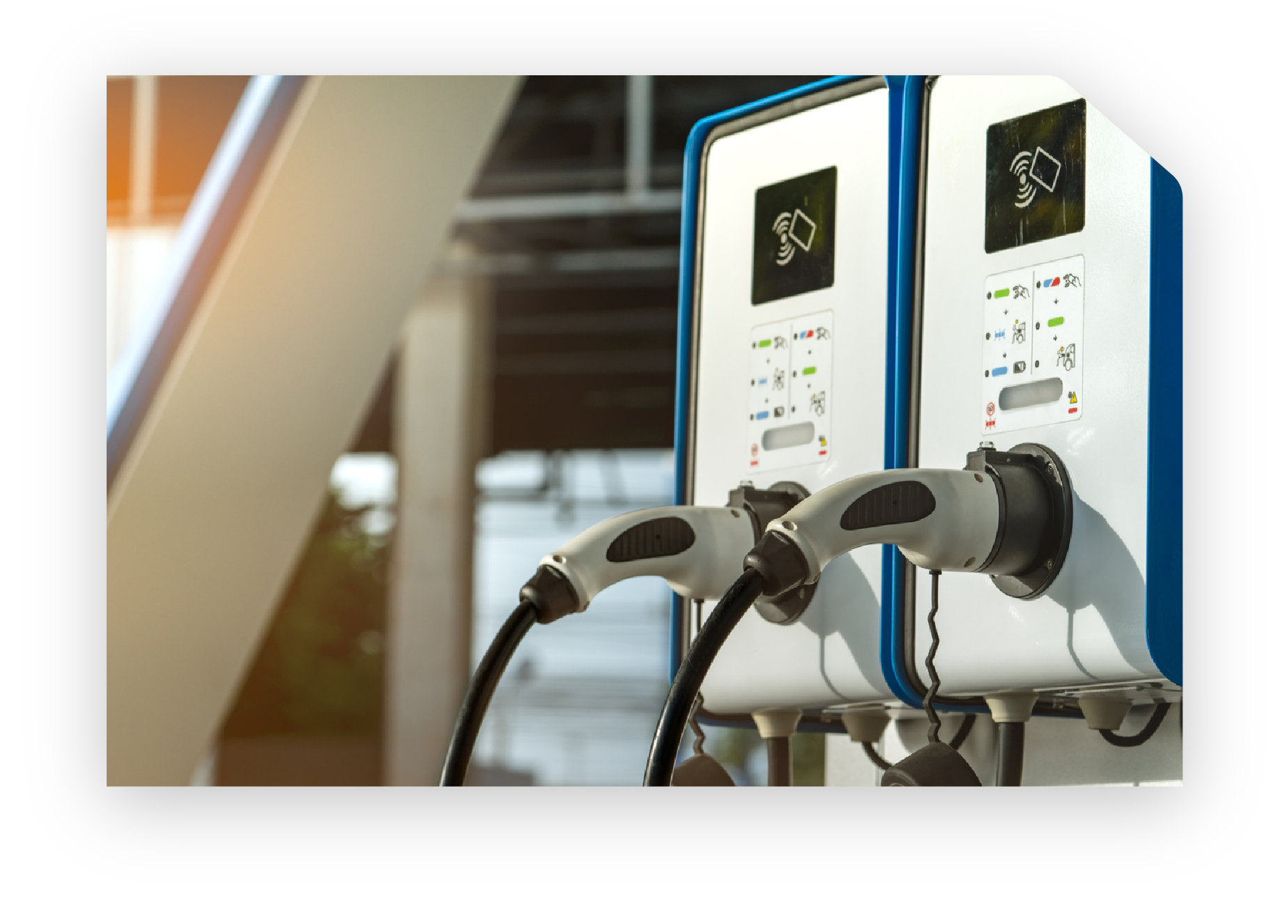 Cellular IoT Communication for Smart EV Charging EMnify